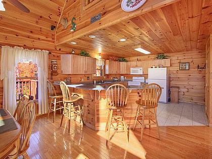 Cajun Hideaway Holiday Home Гатлинбург Экстерьер фото
